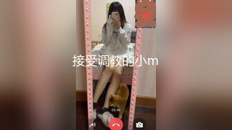 【某某门事件】第192弹 霸凌几时休 扒光衣服狂踹狂踢，还用矿泉水瓶插逼逼，超黄超暴力2